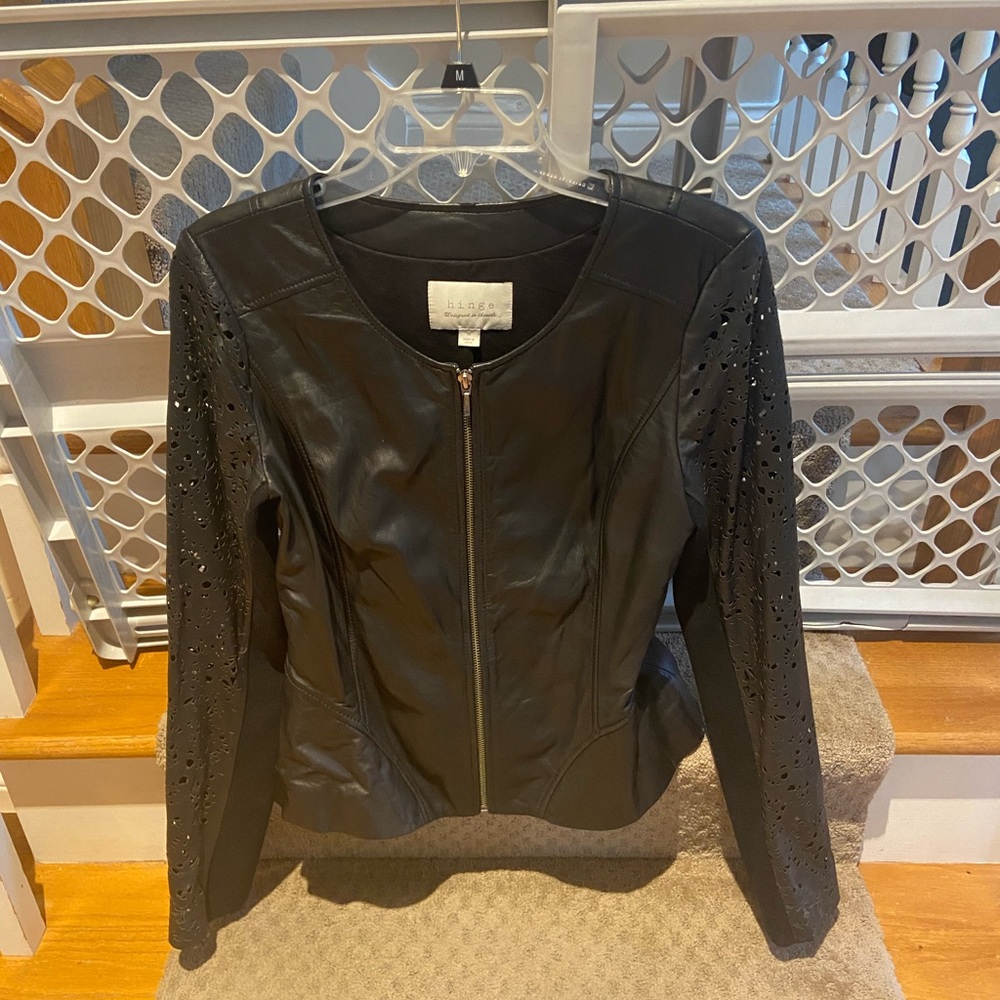 Hinge leather jacket